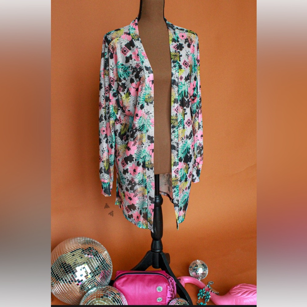 NWT! Margarita Mooves by 2 Fly Co! This is sooo Fabulous! 🦩🌴